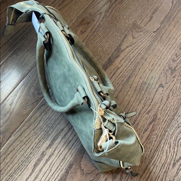 Brand new olive handbag - Picture 3 of 7